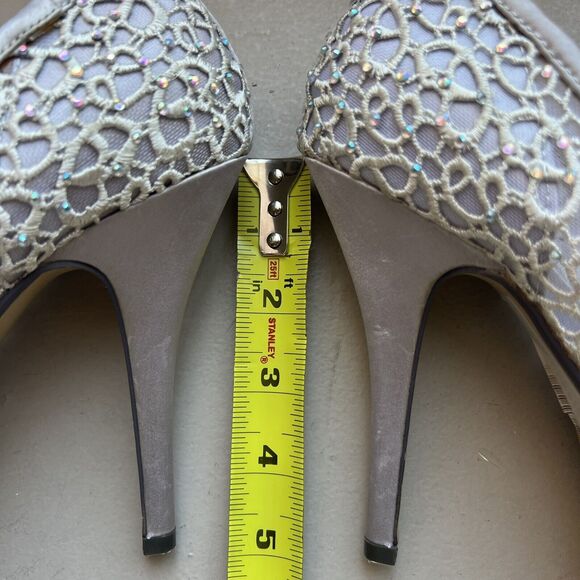 Lady Couture Ivy Peep Toe Silver Lace Mesh Stiletto Heels NIB Women’s EU 38 US 7 - Picture 14 of 16